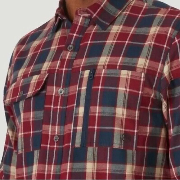 Wrangler All Terrain Gear Red Plaid Button Down shirt - Picture 3 of 16
